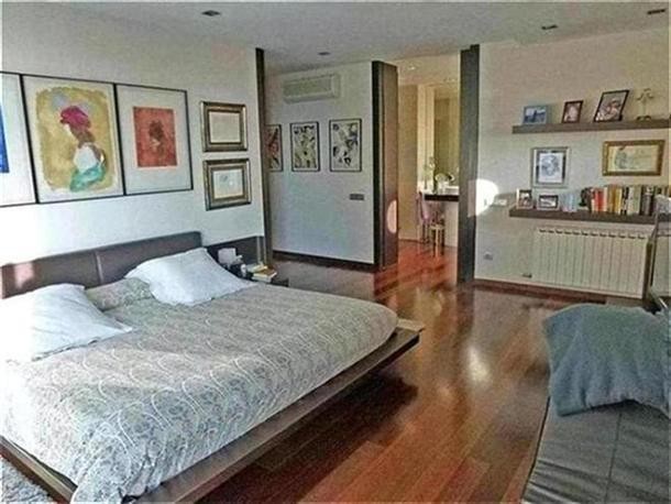 7 bedroom Detached House For Sale:.. - 2