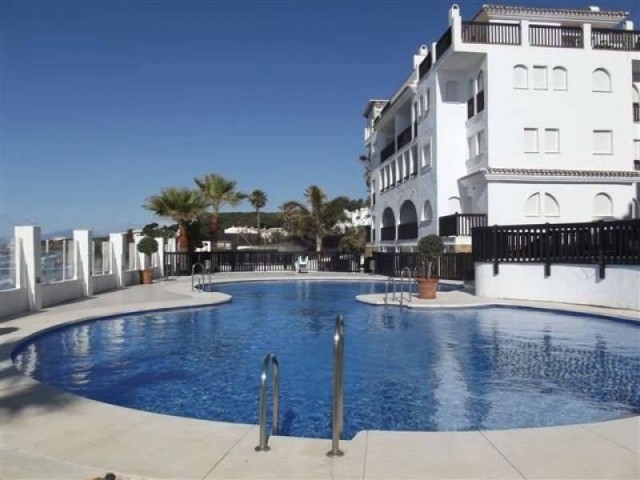 APARTMENT FOR SALE IN CALAHONDA - 2