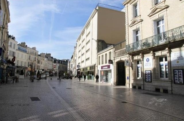 2 bedroom Flat For Sale: 86000 POITIERS