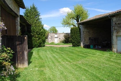 Charming stone property with 4 bedrooms - 2