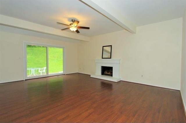 3 bedroom Condominium For Sale: Somers.. - 2