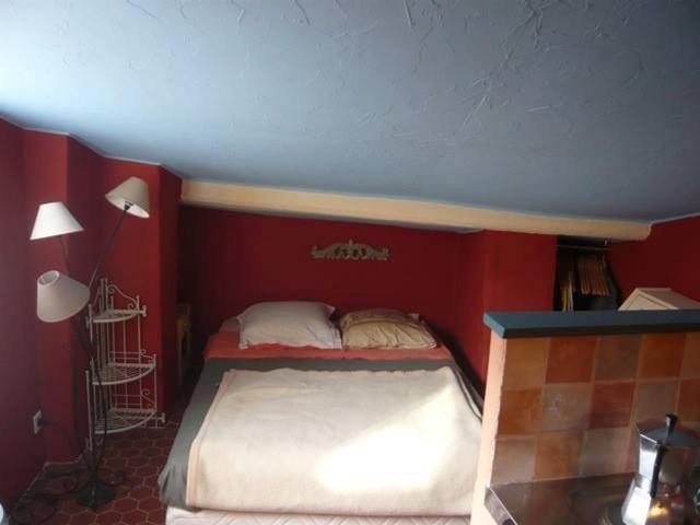 Investment Studio in Old Town