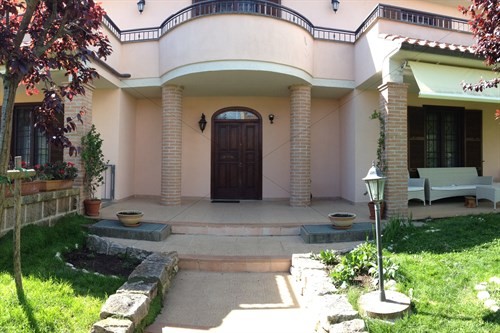 4 Bedrooms - Apartment - For Sale