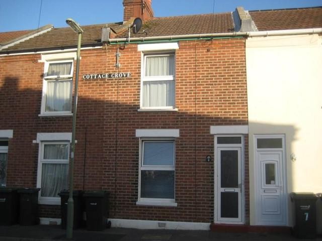 2 bedroom Property For Sale: Cottage..