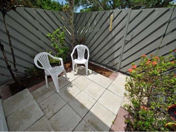 1 bedroom Condominium For Sale:.. - 2
