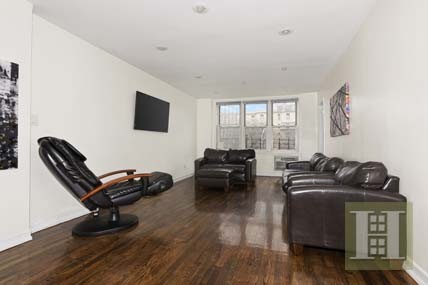 3 bedroom Apartment For Sale: 2610..