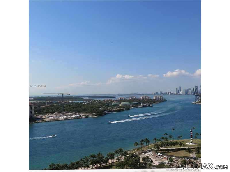2 bedroom Flat For Sale: 400 S Pointe.. - 2