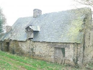 Barn to Renovate with Great Potential - 2