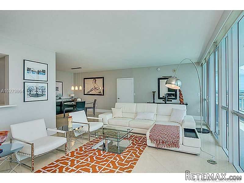3 bedroom Flat For Sale: 520 WEST AVE #.. - 2