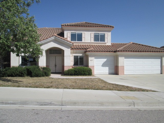 6815 N Escena St San Bernardino, CA.. - 2