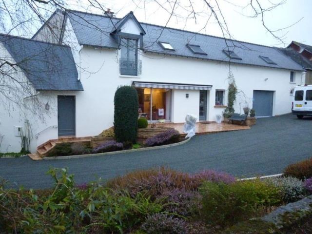 Nice Village Longere