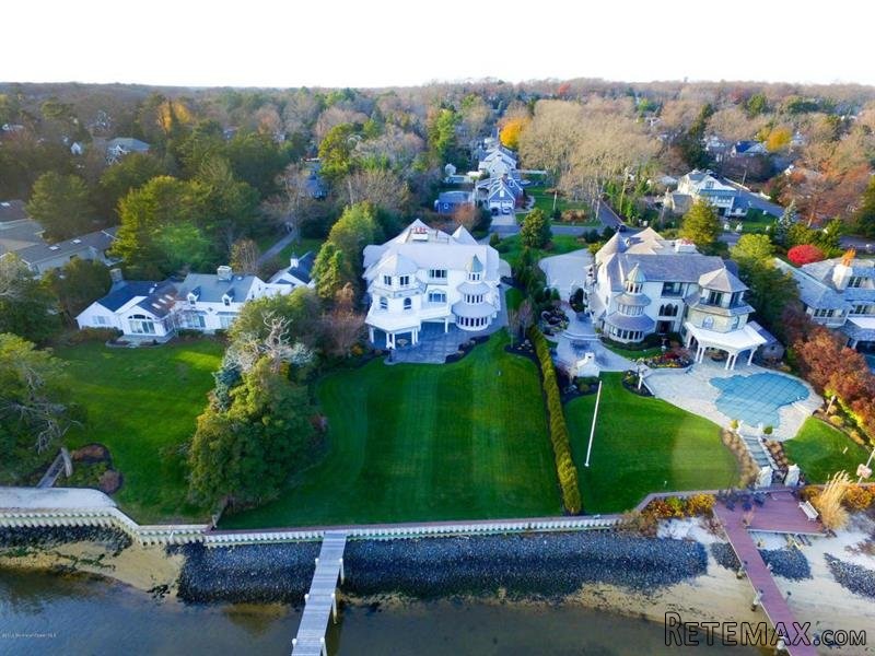 8 bedroom Detached House For Sale: 914..