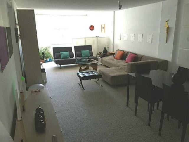 2 bedroom Flat For Sale: Miami 33154