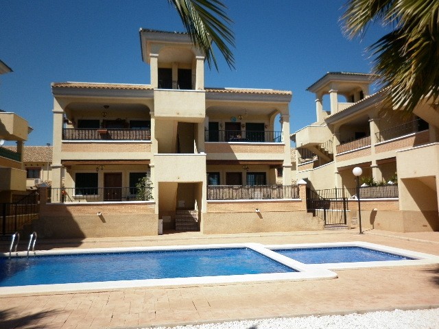 Lovely 2 Bedroom Ground Floor Apartment..