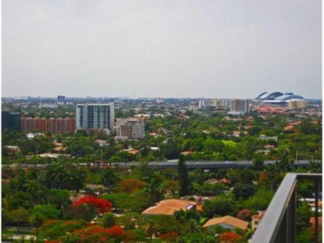 1 bedroom Flat For Sale: 1901 BRICKELL.. - 2