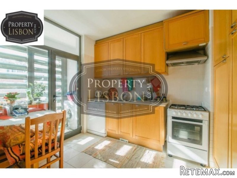 T5 Duplex Lisbon Apartment for Sale.. - 2