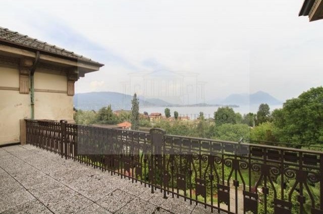 7 bedroom Villa For Sale: Baveno, IT - 2