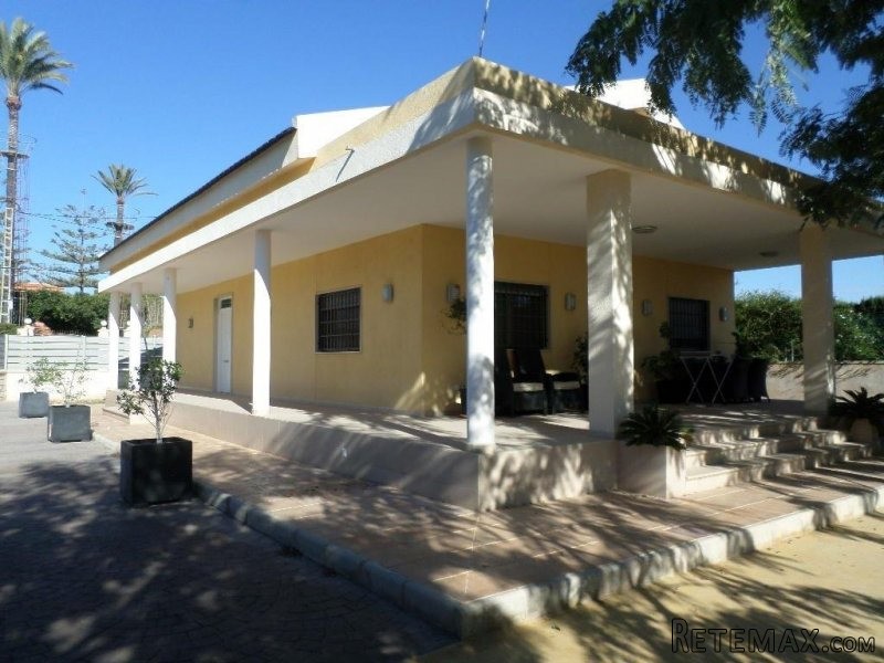 3/6 Bed Villa In Elche - 2