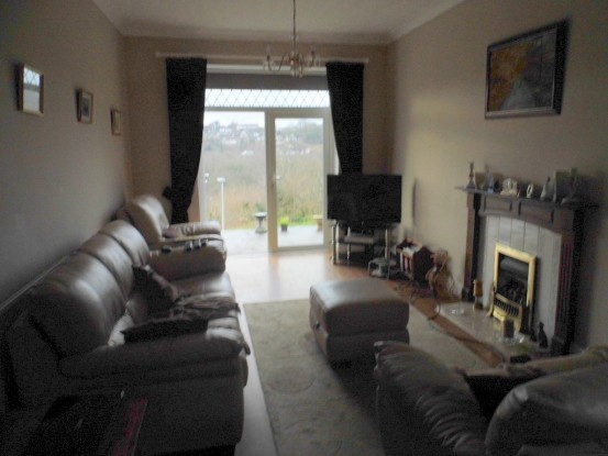 3 bedroom, Detached House house for sale - 2