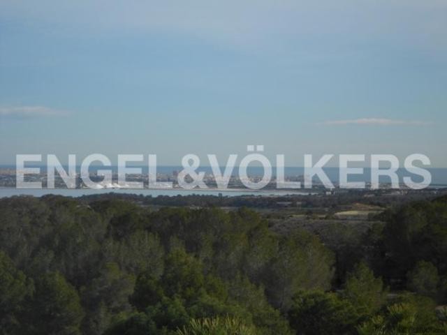 Estate with spectacular views - 2