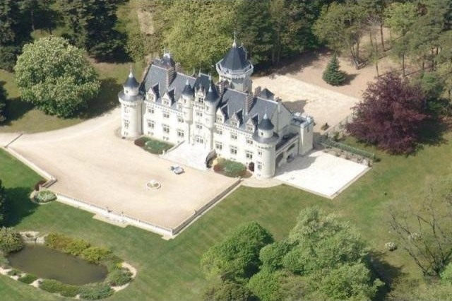 10 bedroom Castle For Sale: 86000 VIENNE