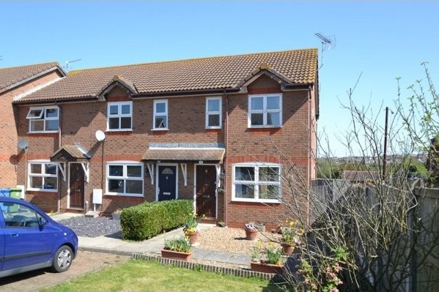 2 bedroom house in Minster On Sea..