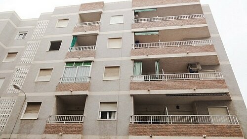 * APARTMENT 400MTRS TO LOS LOCOS BEACH