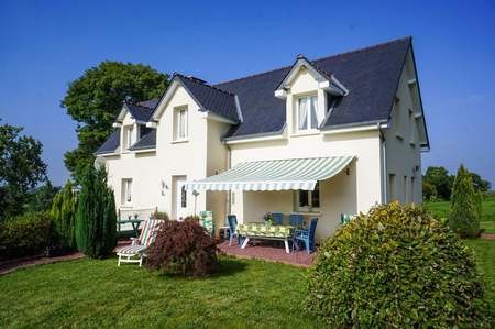 Upmarket House with Countryside Views