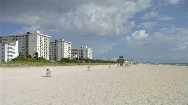 1 bedroom Flat For Sale: 345 OCEAN DR #..