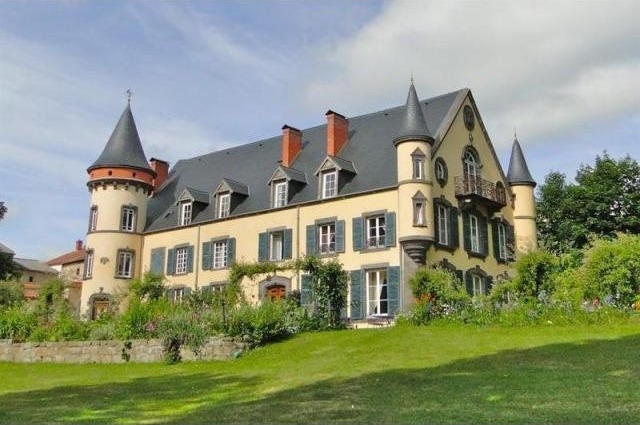 8 bedroom Castle For Sale: 63000.. - 2