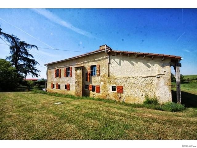 5 Bedroom Country House For Sale - 2