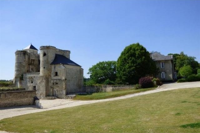 6 bedroom Castle For Sale: 02200.. - 2