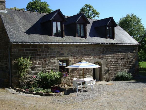 Gite Complex, 4 Guest Gites, Lakeside