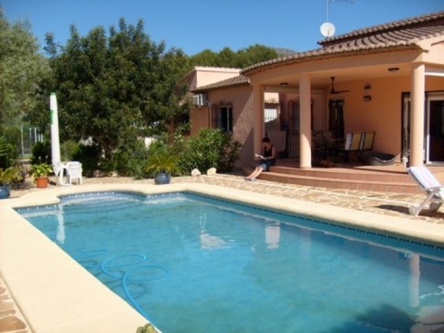 3 Bedrooms - Villa - Alicante - For Sale - 2