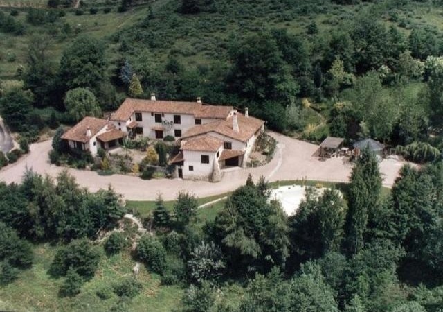 4 bedroom Character For Sale: 63120.. - 2