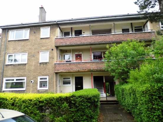 3 bedroom, Flat house for sale