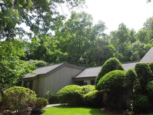 3 bedroom Condominium For Sale: Somers..