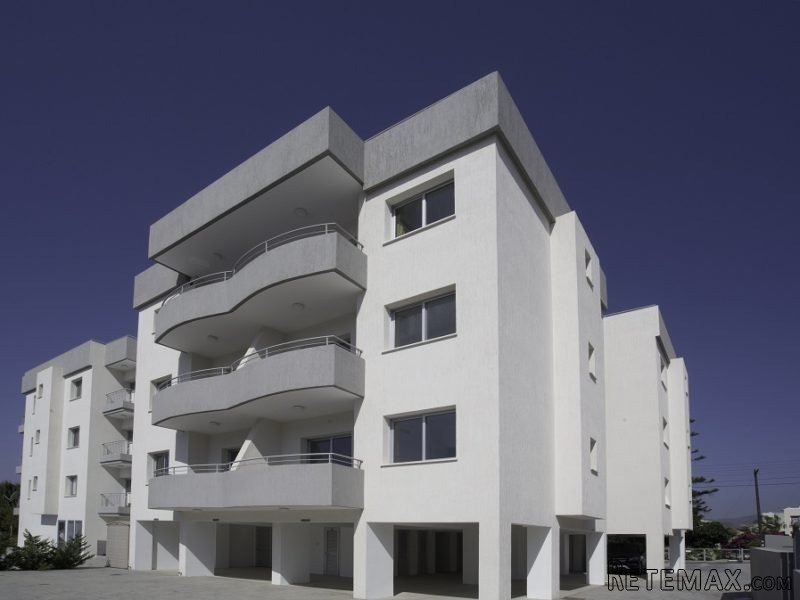 Kleanthis Savva Plaza - 1