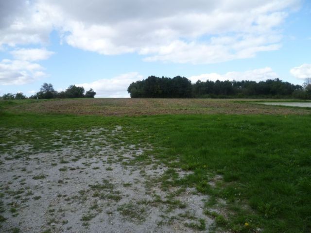 V4328al Building Land Ventouse 3200 m2