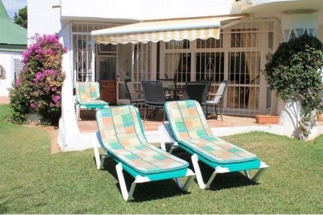2 Bed Apartment for sale in Calahonda - 2