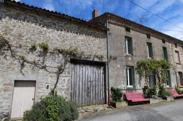 2 bedroom Country House For Sale: 87140.. - 2