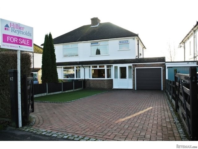 Tonbridge Road, Teston £380,000