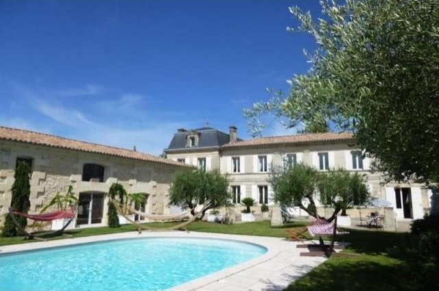 7 bedroom House For Sale: 33000 BORDEAUX