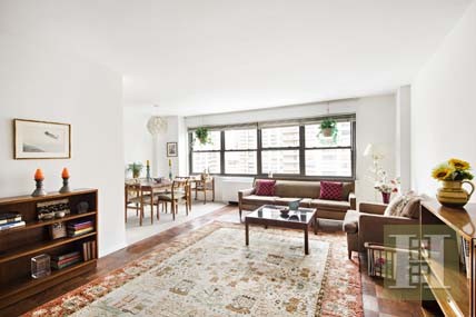 2 bedroom Apartment For Sale: 180 WEST..