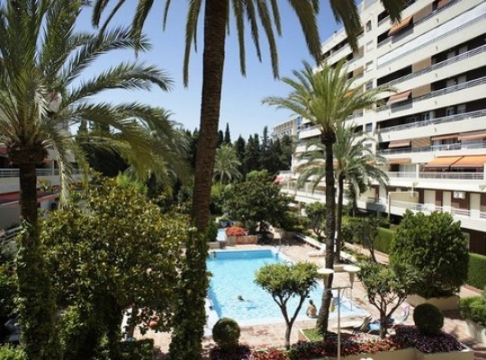 Spacious flat in the hearth of Marbella..