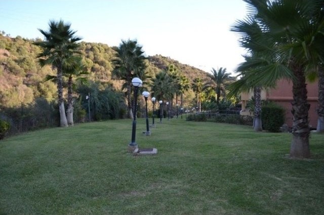 2 Bed Apartment for sale in Marbella - 2