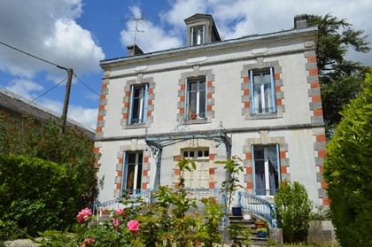 Beautiful, grand town-house with large..