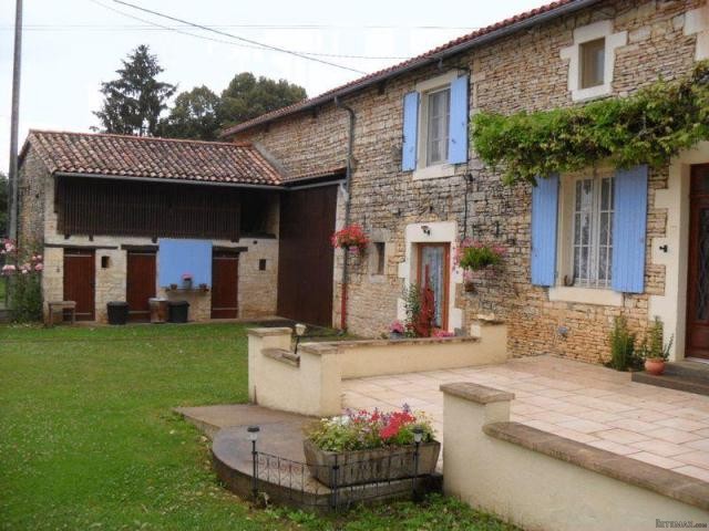 5 Bedroom Farm House For Sale - 2