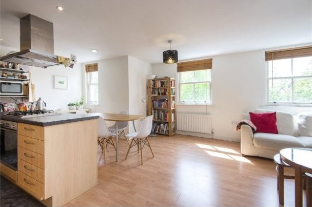 Clapton Square - 2