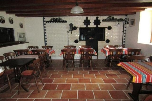 Country House For Sale: 33000 BORDEAUX - 2